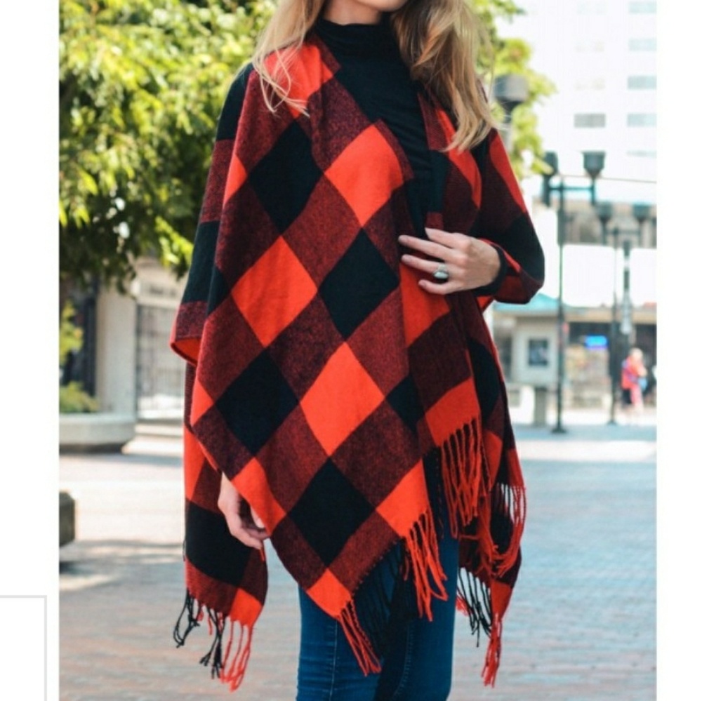 ❤ Buffalo Check Plaid Tassle Poncho Blanket Scarf - Picture 4 of 6